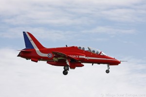 Red Arrows...Airshow Koksijde 2011 (15)